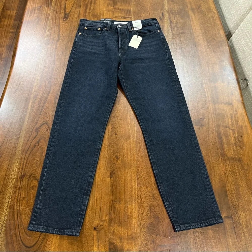Levi's Premium Wedgie Jeans Size 27
